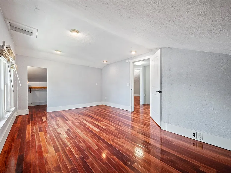 3917 S Acoma St — Photo 19
