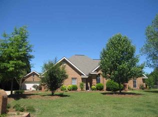 207 Scarlett Dr, Warner Robins, GA 31088