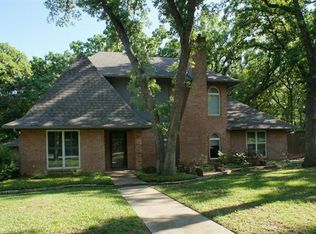 38 Highview Cir, Denton, TX 76205