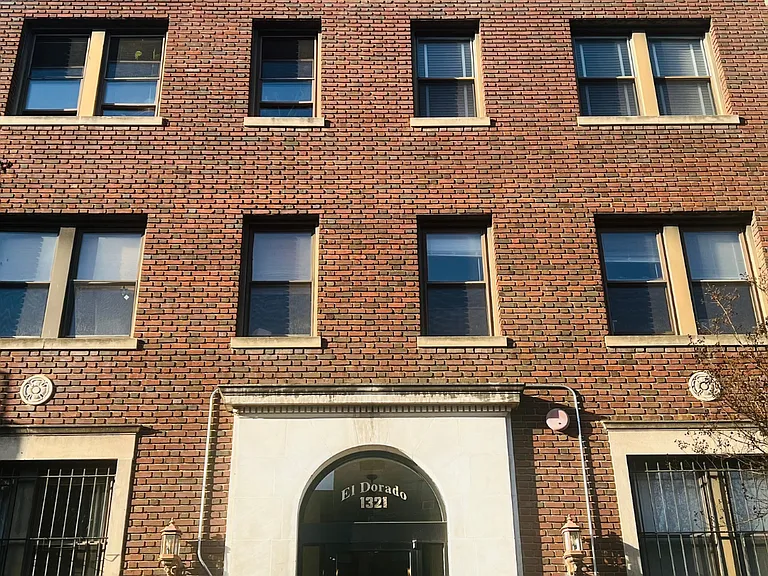 1321 Fairmont St NW #304 — Photo 15