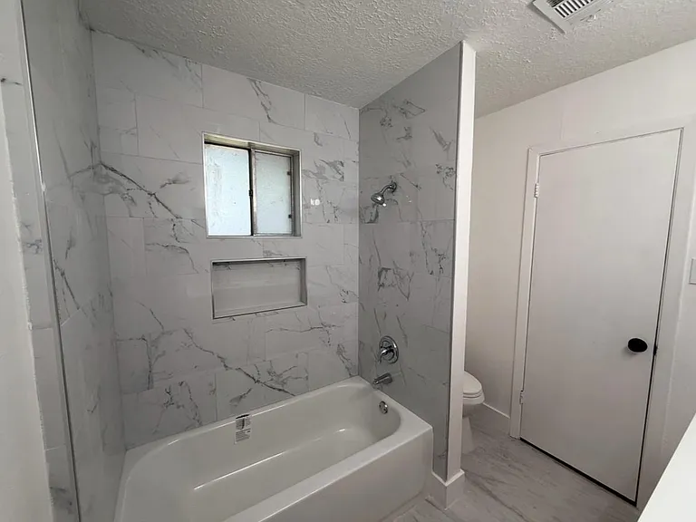 16814 Barcelona Dr — Photo 20
