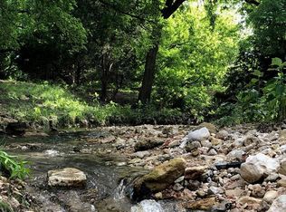 1974 Squaw Creek Rd, Fredericksburg, TX 78624