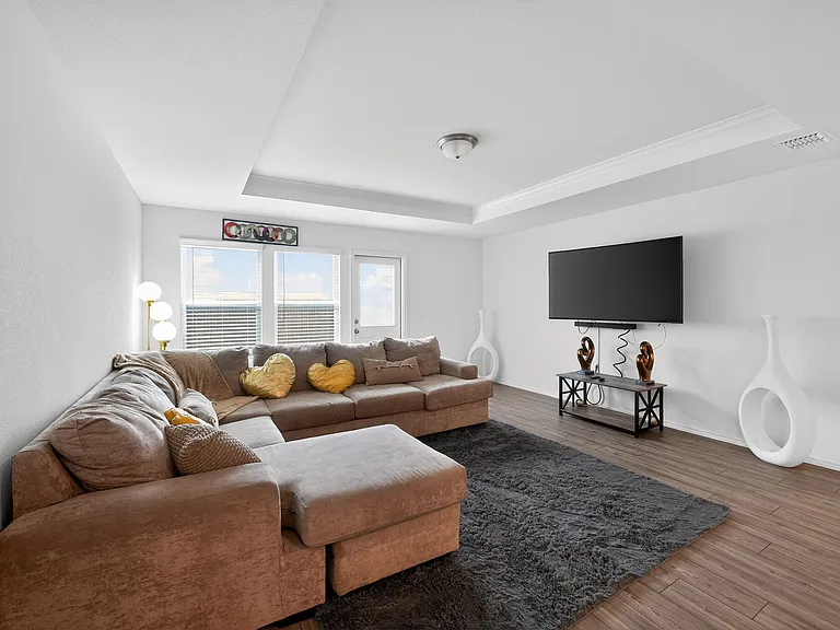 4429 Greyberry Dr — Photo 6