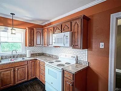 Another kitchen picture