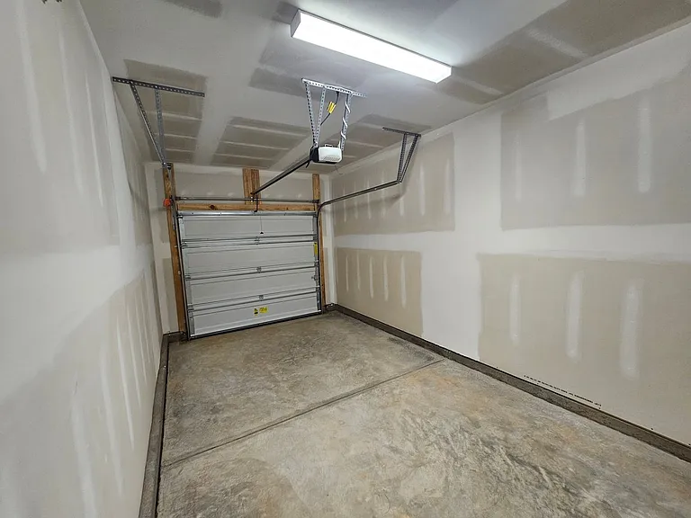 780 Earhart St NW — Photo 20
