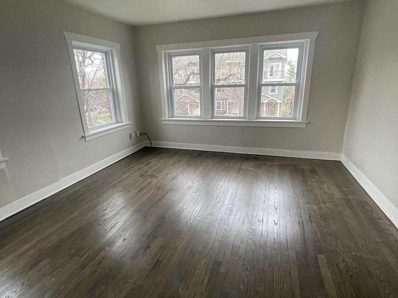 206-208 West 34th Street — Photo 2
