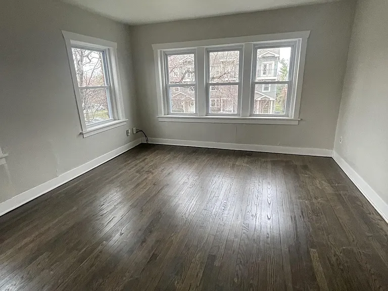 206-208 W 34th St — Photo 2