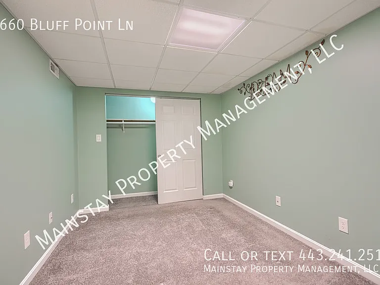 7660 Bluff Point Ln — Photo 25