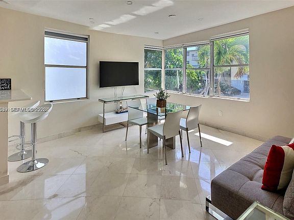 4th image of 900 Jefferson Ave APT 9