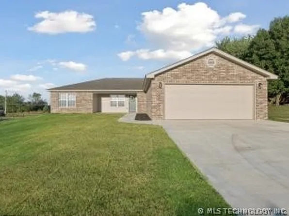14879 N Trent St, Tahlequah, OK 74464