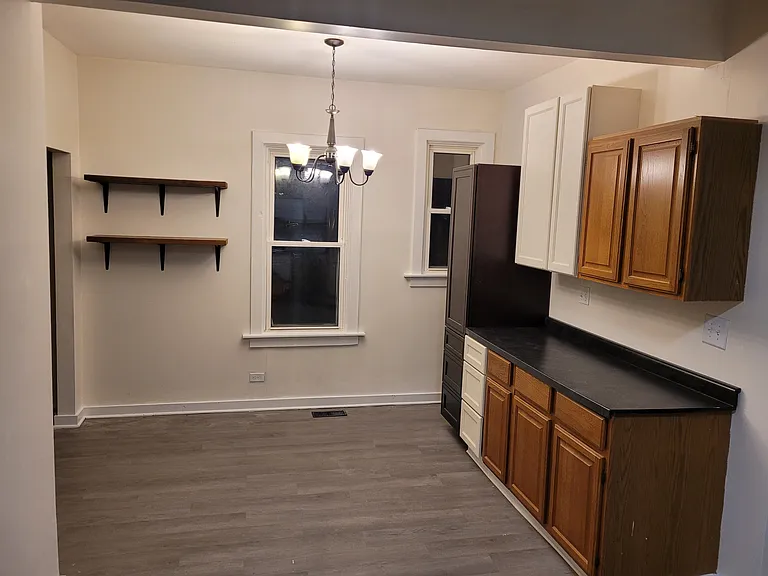 1803 Hervey Ave — Photo 5