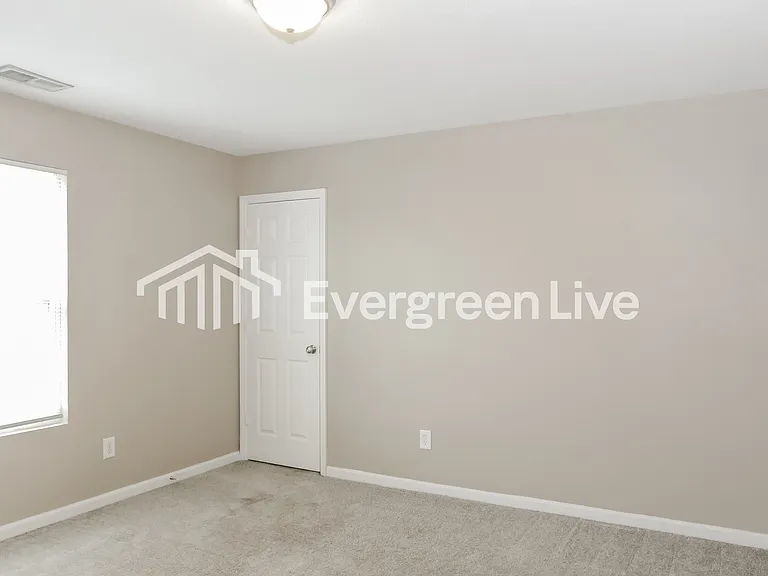 29886 Brentshire Dr — Photo 12