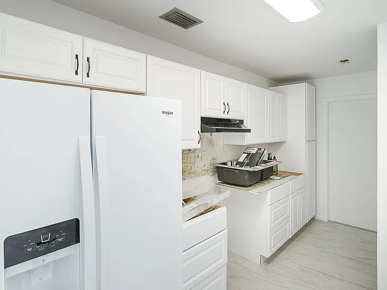 494 Romano St — Photo 31