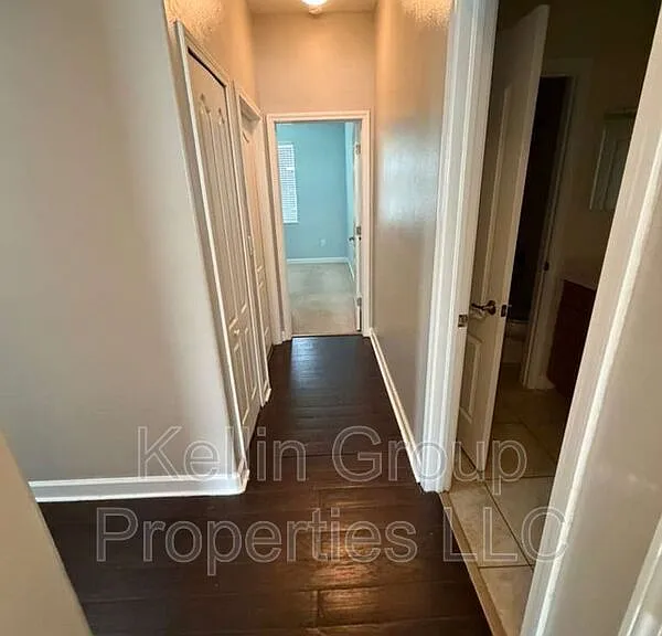 3852 Hampton Hills Dr — Photo 17