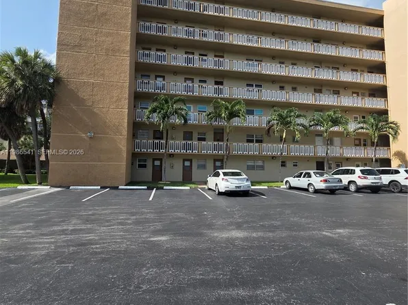 620 NE 12th Ave APT 101, Hallandale, FL 33009