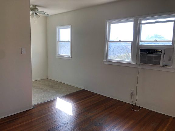 3rd image of 1246 Tamarind Ave #1246.5