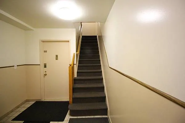 Rented by Owner | media 9