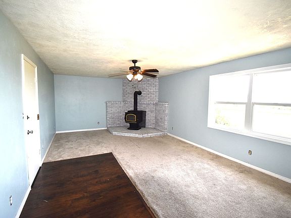 5th image of 35719 Engle Rd