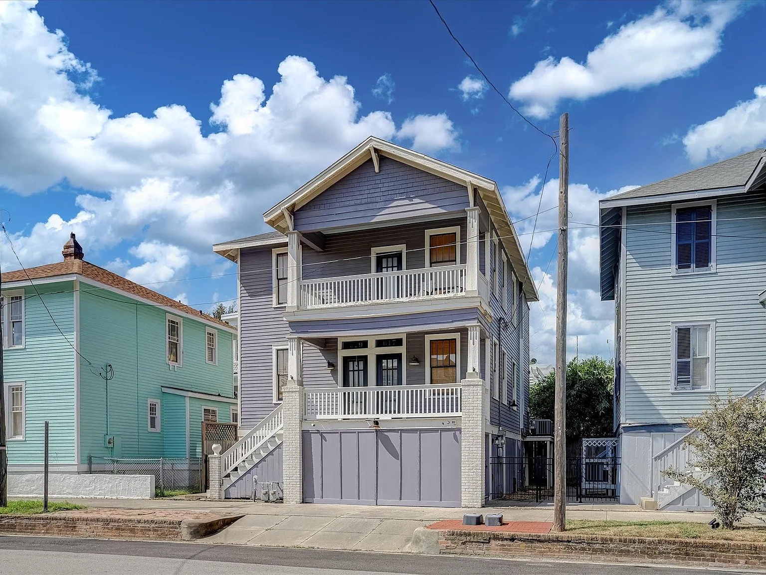 2 bed, 1.0 bath, 870 sqft, $1,750 — Photo 3
