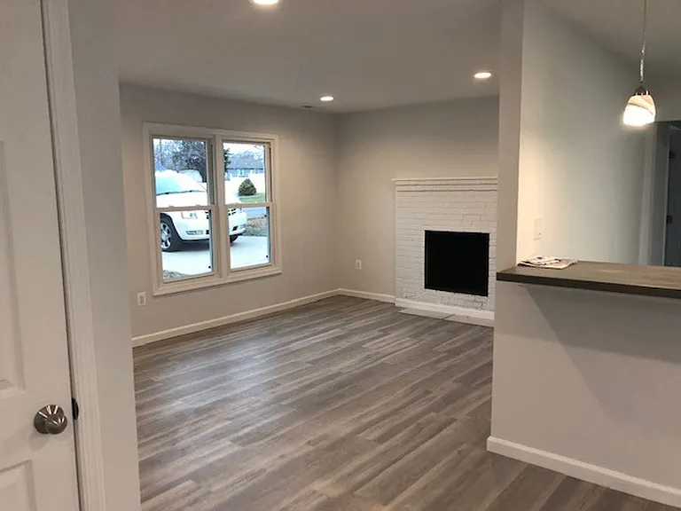 9104 Cooper Dr — Photo 18