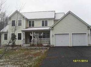 87 Filley St, Bloomfield, CT 06002