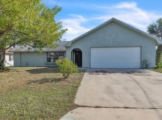 10474 Riverside Rd, Pt Charlotte, FL 33981