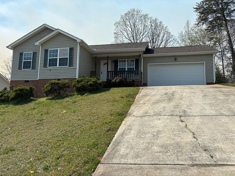 1st image of 323 Windsong Dr