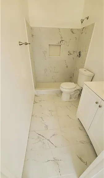 18047 NW 41st Pl — Photo 8