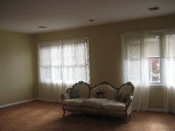 5th image of 1905 Avenue S