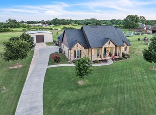 121 Amanda Ln, Springtown, TX 76082