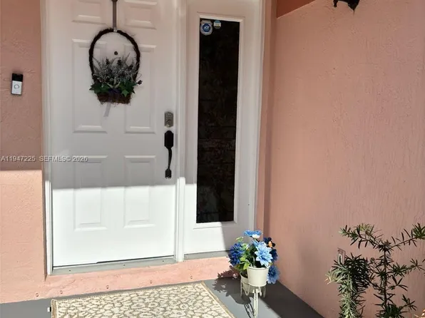 20810 San Simeon Way APT 109, Miami, FL 33179