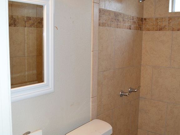 5th image of 6451 Buena Vista St