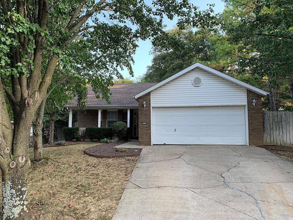 1st image of 3772 W Lilac Dr