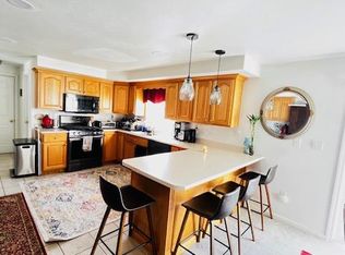 36 Delaware Ave, Lowell, MA 01854