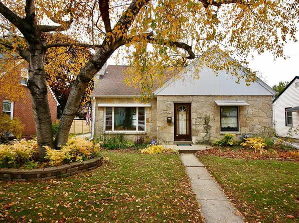 3615 N 93rd St, Milwaukee, WI 53222