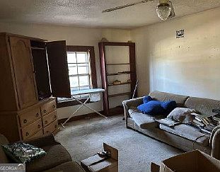 5th image of 104 Imperial Dr