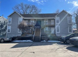 10027 E 67th St, Raytown, MO 64133