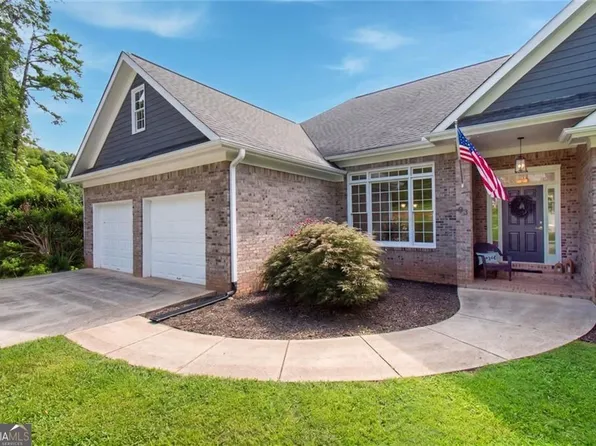 93 Overlook Cir, Dawsonville, GA 30534