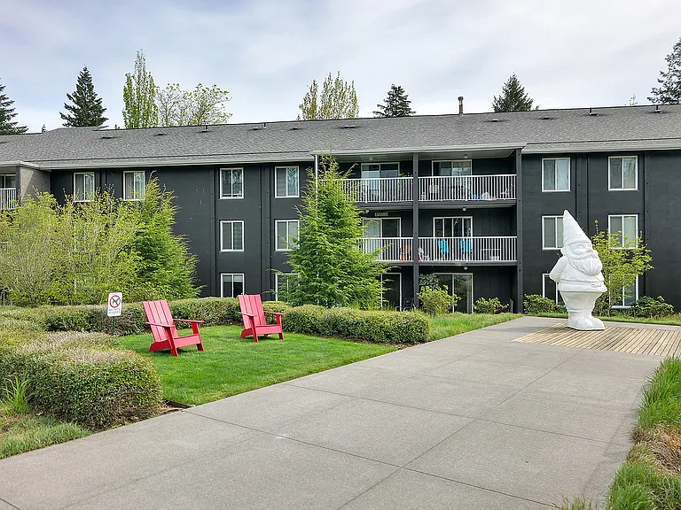 Cedar Hills — Photo 36