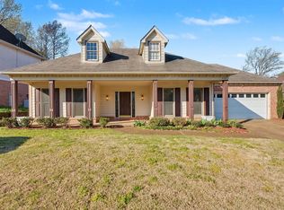 8726 Meadow Green Dr, Cordova, TN 38016