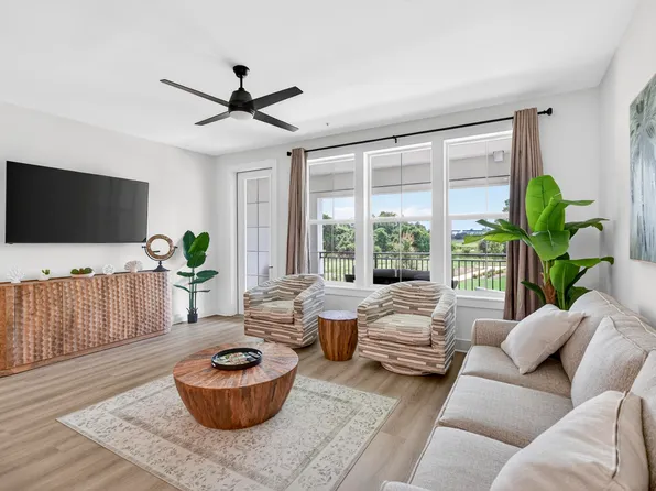 277 The Grove Dr N #326, Miramar Beach, FL 32550