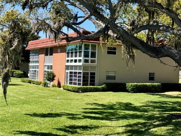 60 Woodland Dr APT 104, Vero Beach, FL 32962