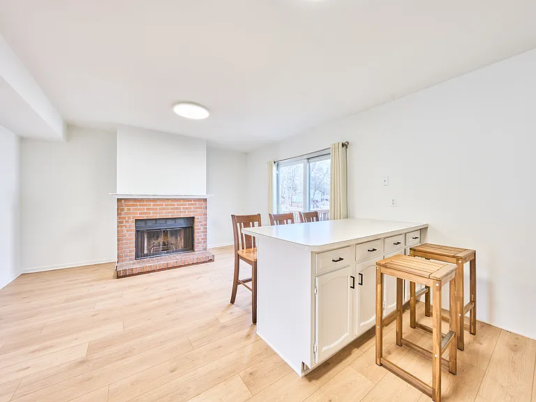 5 Briarstone Ln — Photo 6