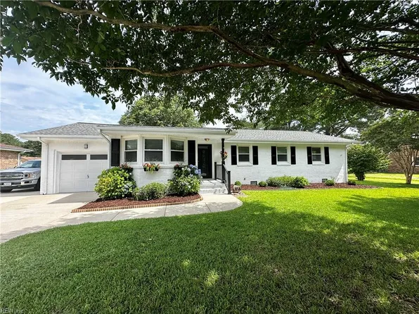 104 Windsor Rd, Portsmouth, VA 23701