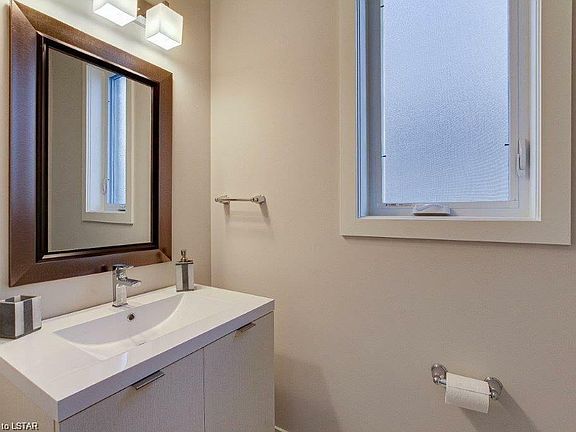 3rd image of 2282 Southport Cres Lot 36
