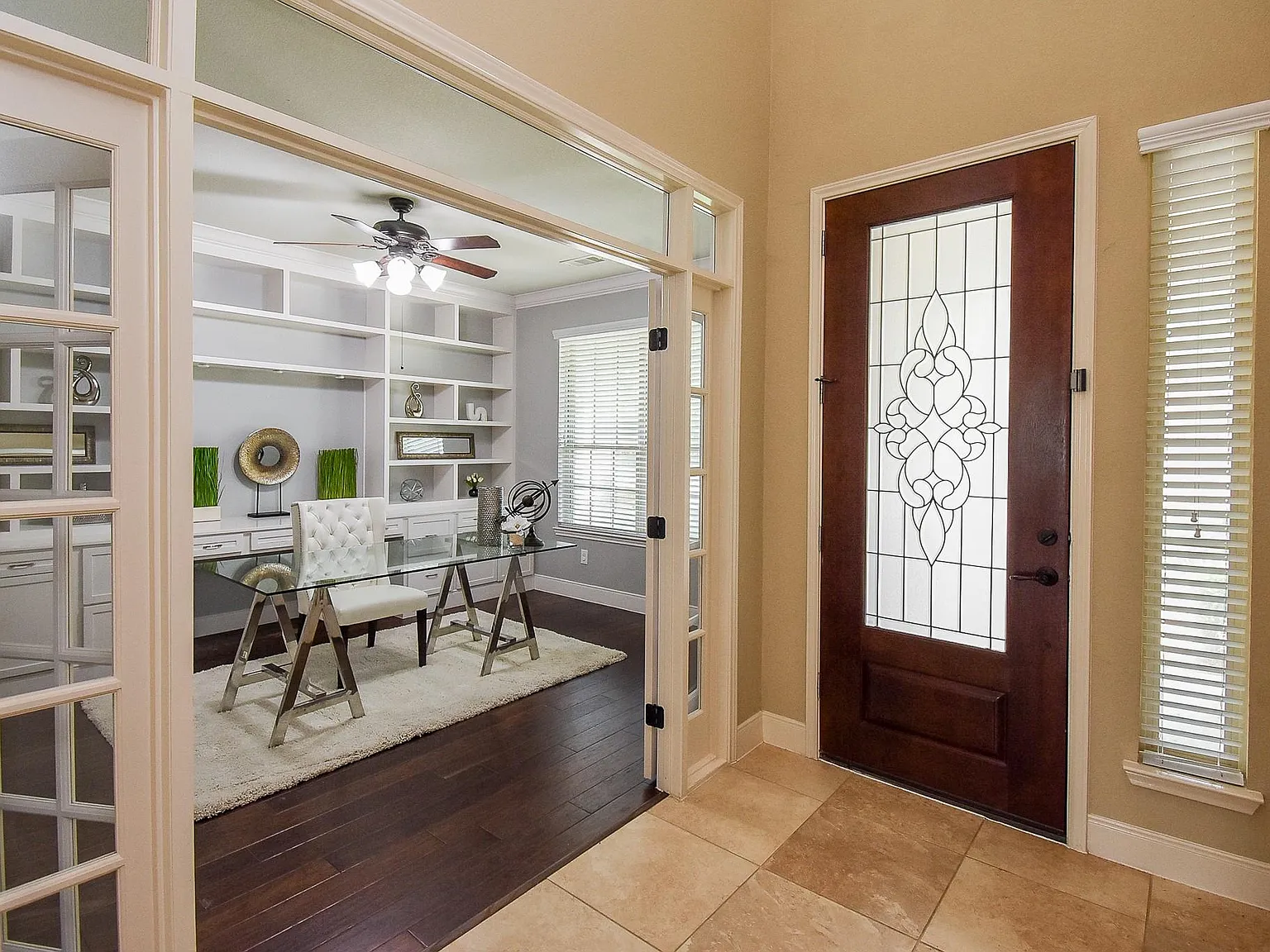 3 bed, 2.5 bath, 2972 sqft, $2,950 — Photo 3
