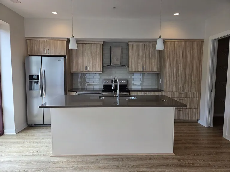 365 Auden Ave — Photo 6