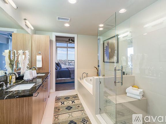 5th image of 1442 Little Raven St #210