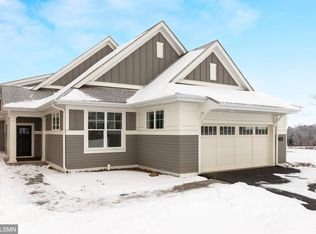 5087 Dale Ridge Rd, Woodbury, MN 55129