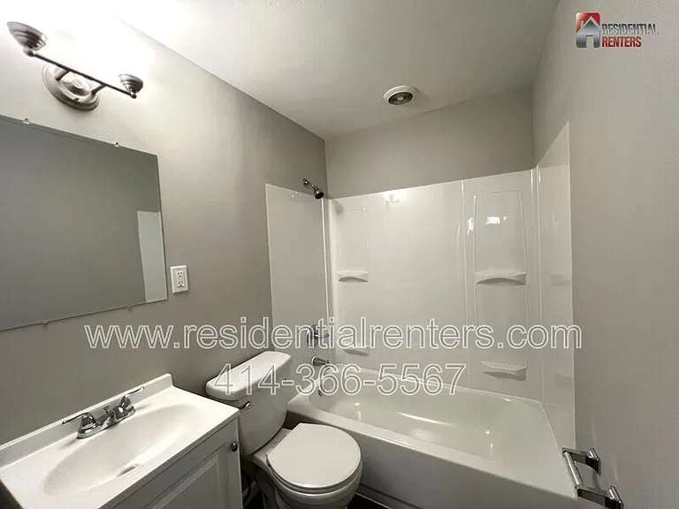 2238 S 82nd St — Photo 6